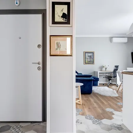 Quiet One-bedroom Hеaven Relax And Unwind Appartamento Sofia